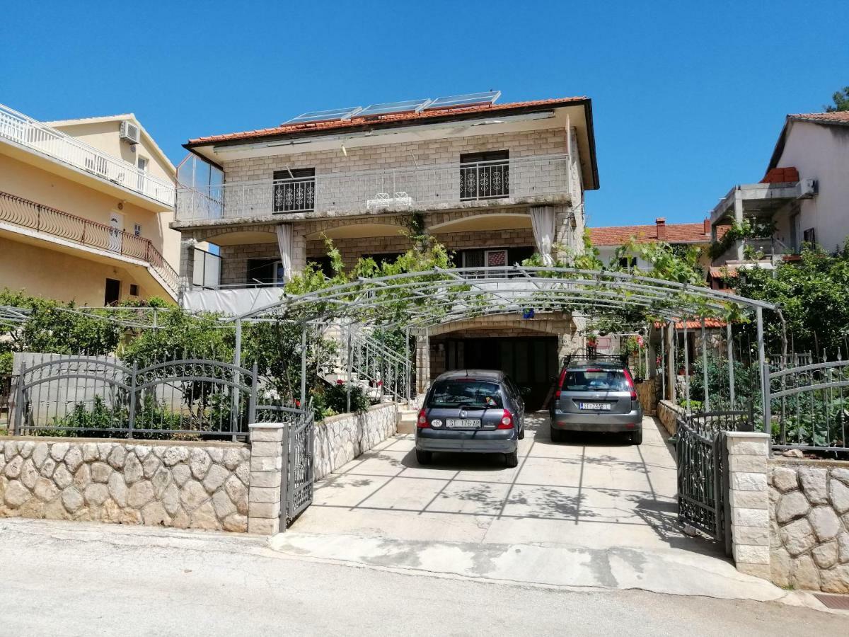 Apartments Emmas Studio Stari Grad  Dış mekan fotoğraf