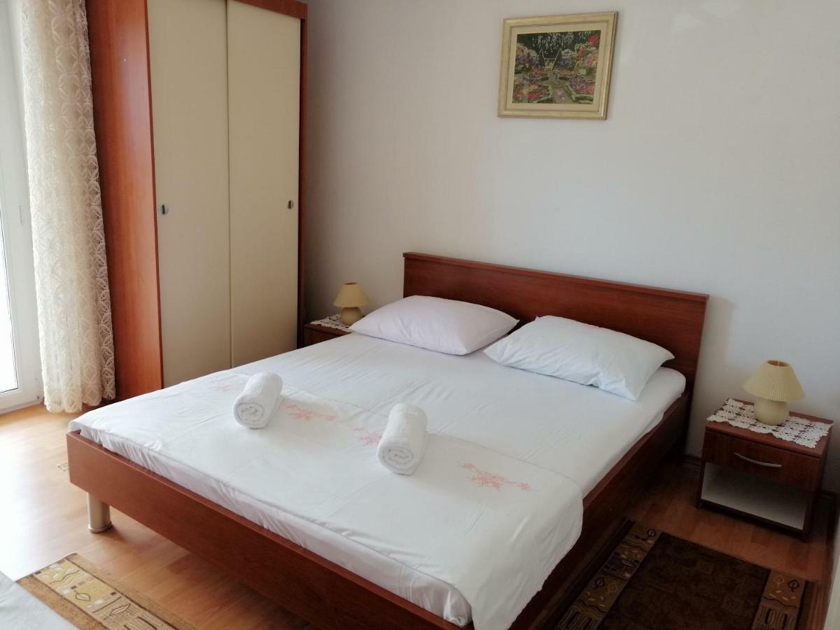 Apartments Emmas Studio Stari Grad  Dış mekan fotoğraf